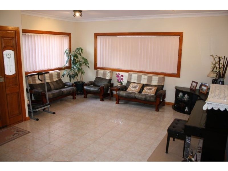 52 Mackenzie Street, Revesby NSW 2212