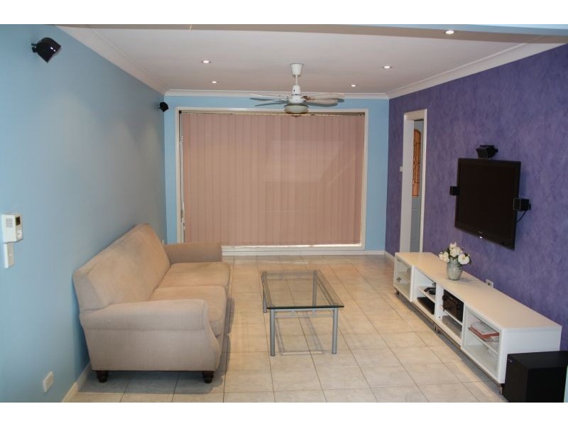 4 Horbling Avenue, Georges Hall NSW 2198