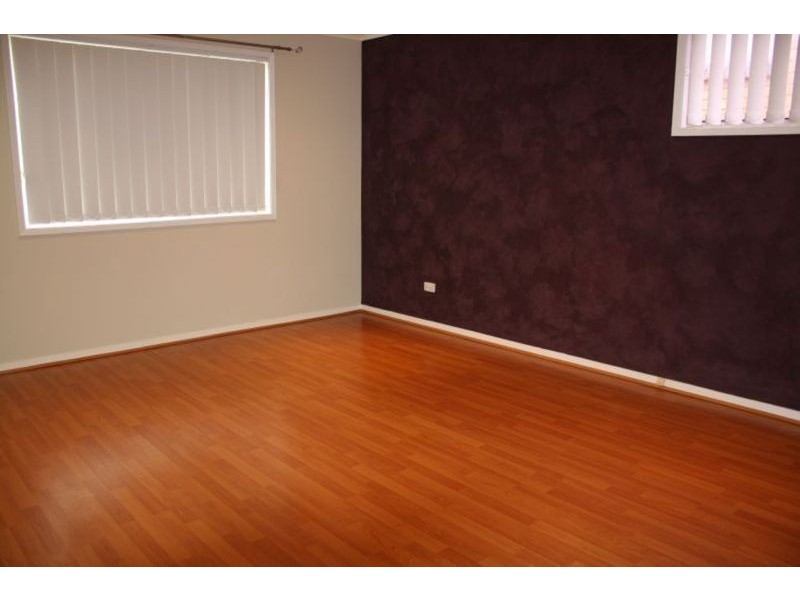 4 Horbling Avenue, Georges Hall NSW 2198