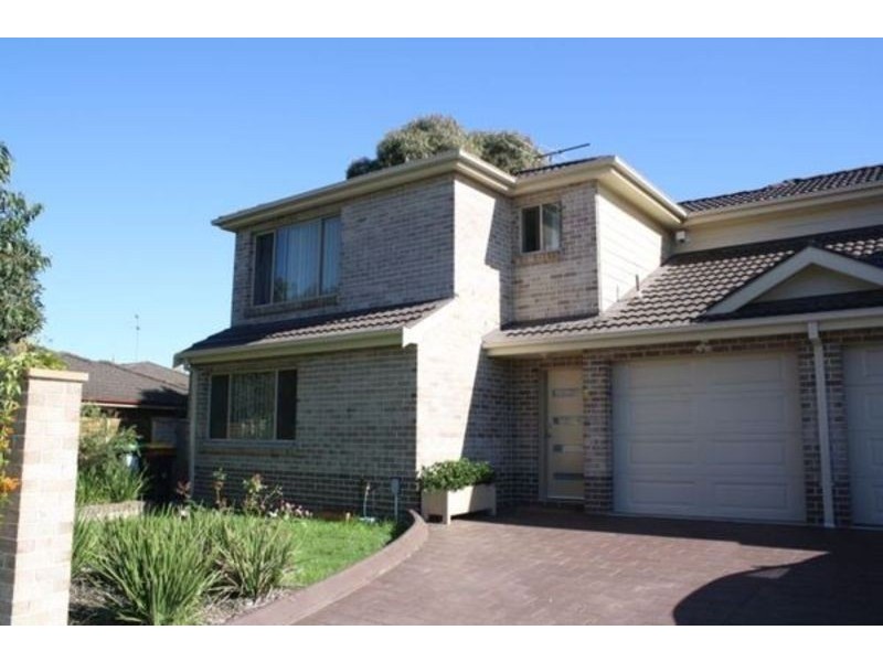 1A Broe Avenue, East Hills NSW 2213