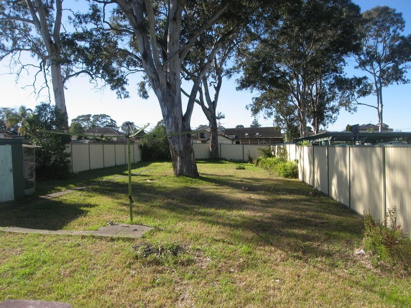 15 Rodgers Avenue, Panania NSW 2213