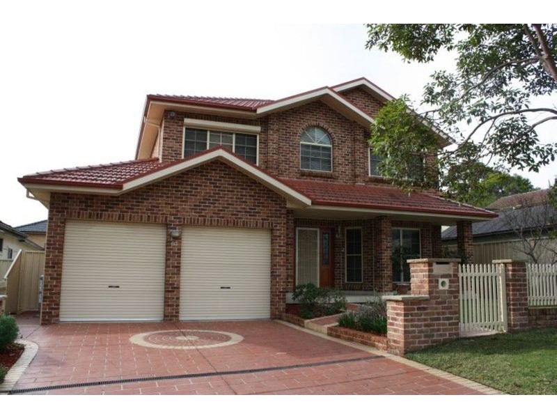 60 Burns Road, Picnic Point NSW 2213
