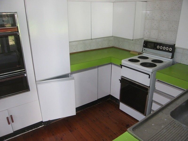 18 Taloma Street, Picnic Point NSW 2213