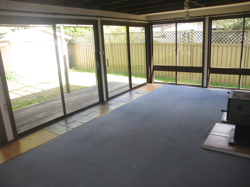 18 Taloma Street, Picnic Point NSW 2213
