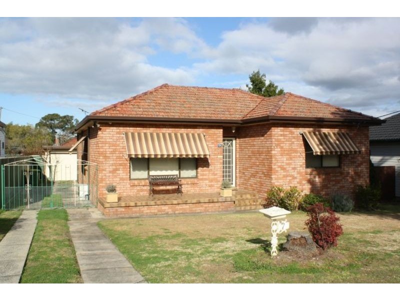 7 Alamein Road, Revesby Heights NSW 2212