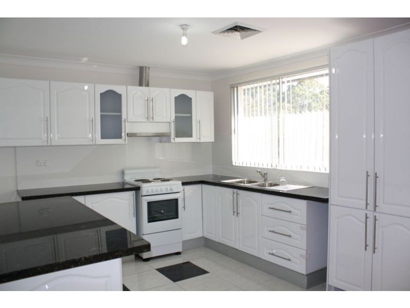 11 Bernard Road, Padstow Heights NSW 2211