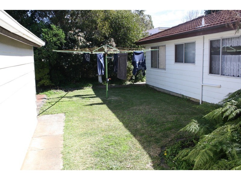 8 Claverdon Avenue, Picnic Point NSW 2213