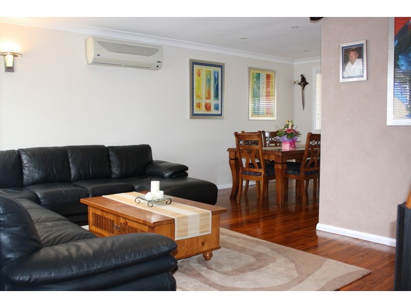 8 Opal Place, Padstow Heights NSW 2211