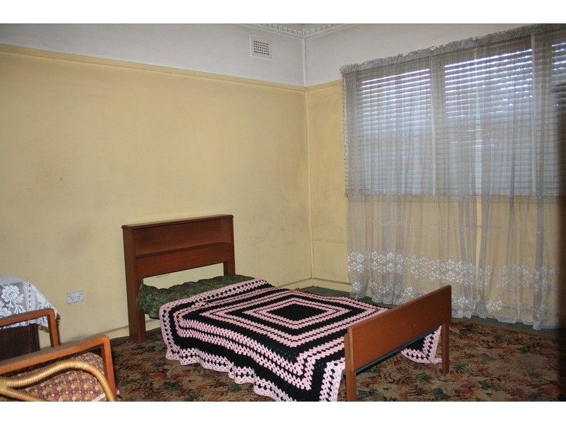 205 Hume Highway, Greenacre NSW 2190