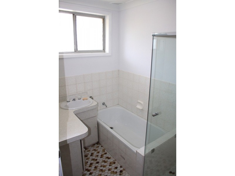 45 Flinders Road, Georges Hall NSW 2198