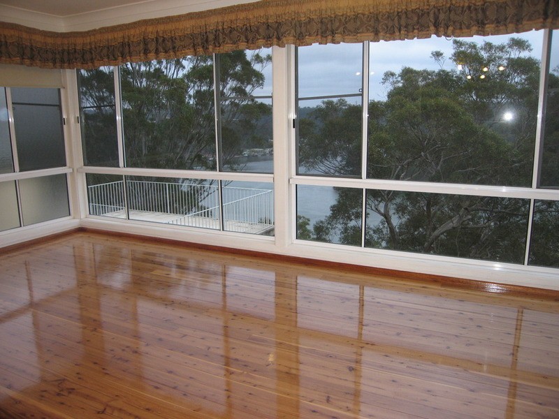 5 Gull Place, Lugarno NSW 2210