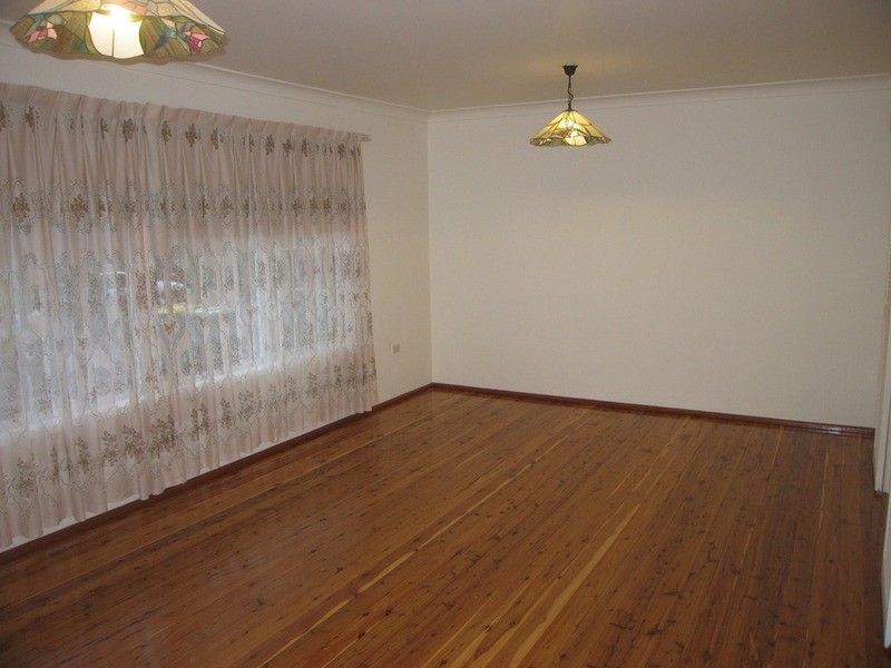 5 Gull Place, Lugarno NSW 2210