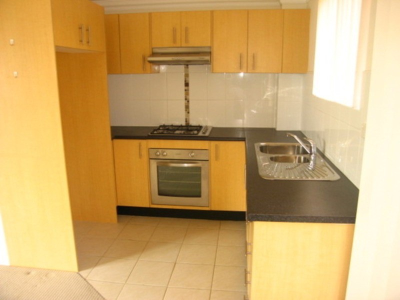 4/18 Howard Road, Padstow NSW 2211