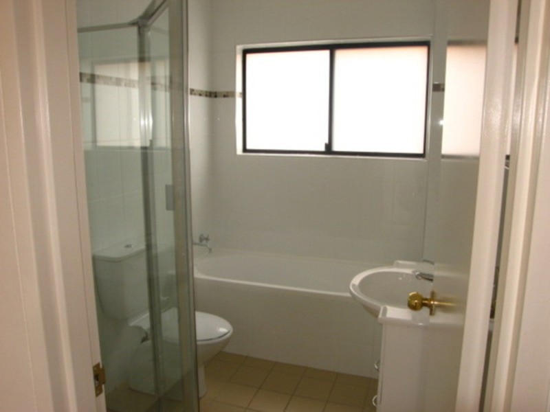 4/18 Howard Road, Padstow NSW 2211