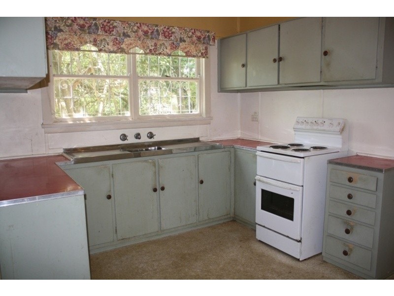 741 Henry Lawson Drive, Picnic Point NSW 2213