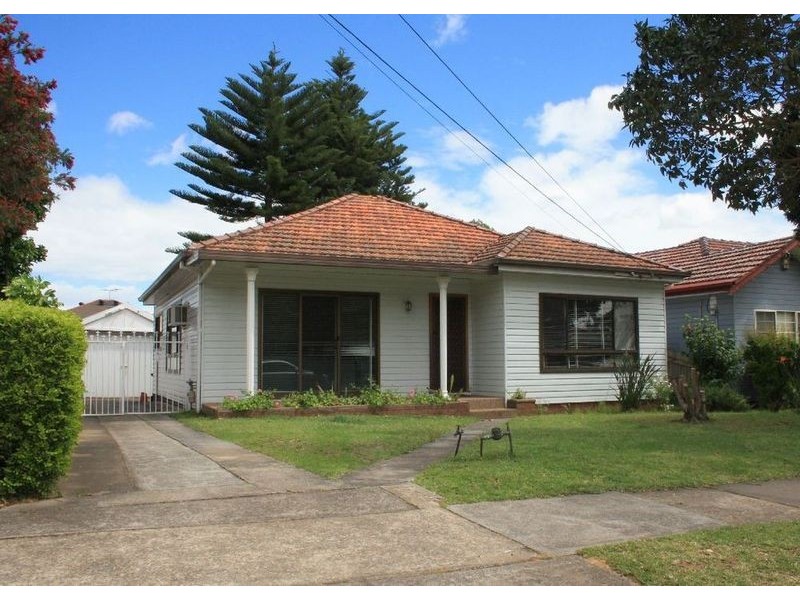 16 Chamberlain Road, Padstow NSW 2211