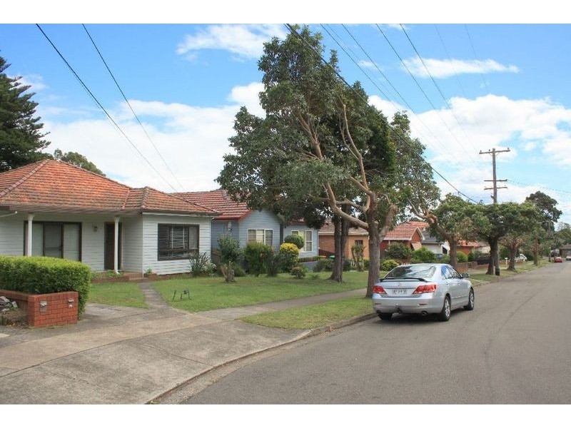 16 Chamberlain Road, Padstow NSW 2211