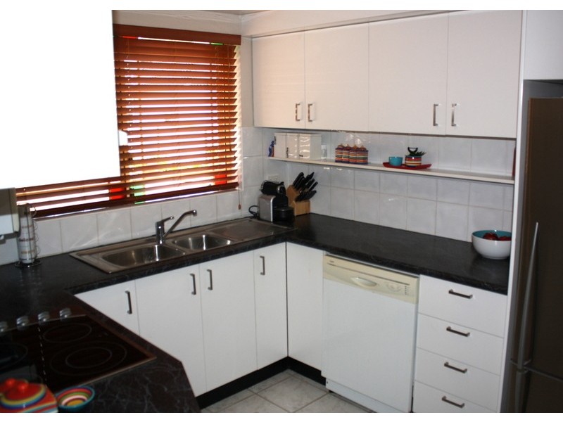 1/23 Parkview Avenue, Picnic Point NSW 2213