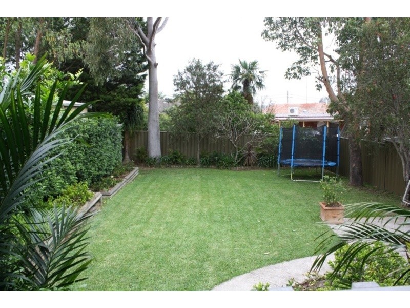 44 Wall Avenue, Panania NSW 2213