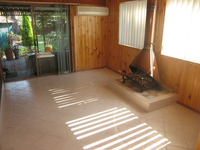 13 Maclaurin Avenue, East Hills NSW 2213