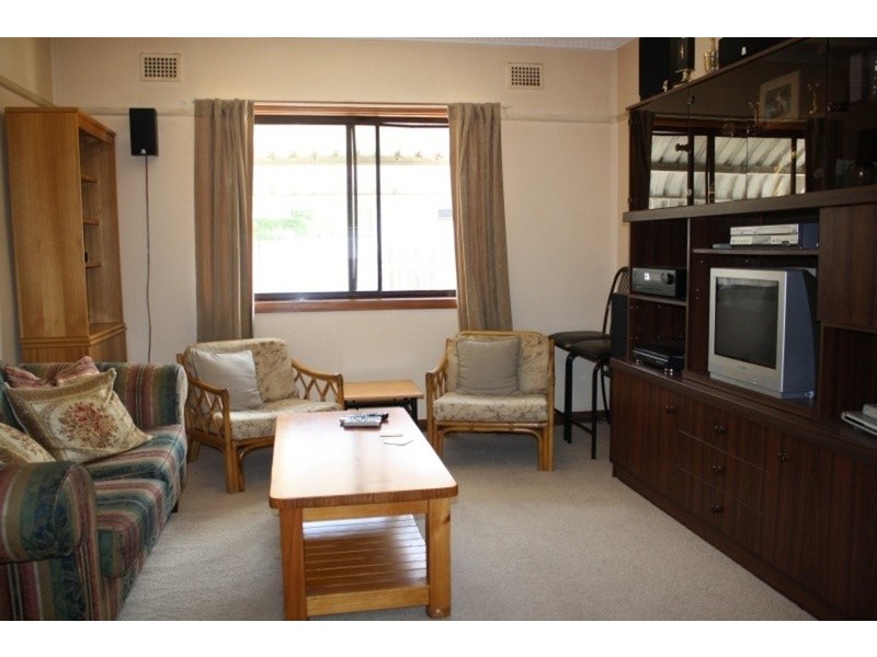 27 Neptune Street, Revesby NSW 2212