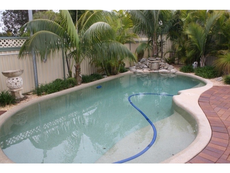 64 Alamein Road, Revesby Heights NSW 2212