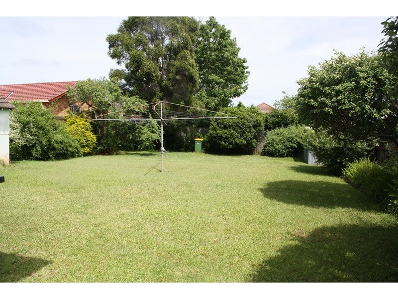 70 Hinemoa Street, Panania NSW 2213