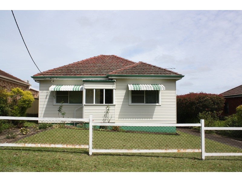 70 Hinemoa Street, Panania NSW 2213