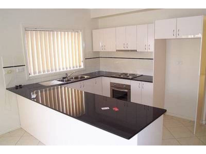 33 Rivenoak Avenue, Padstow NSW 2211