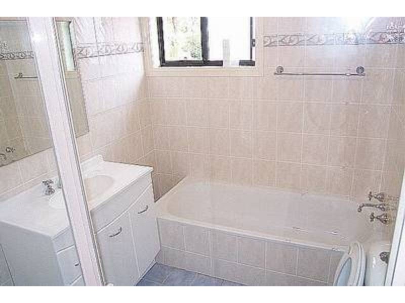 33 Rivenoak Avenue, Padstow NSW 2211