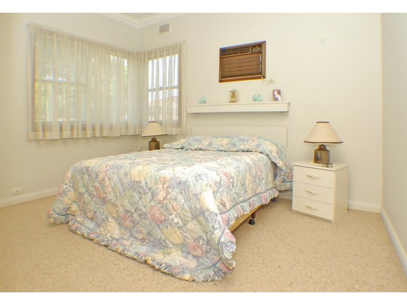 74 Chamberlain Road, Padstow NSW 2211