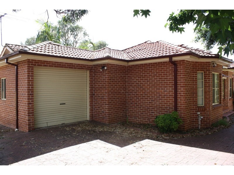 2/77 Arab Road, Padstow NSW 2211