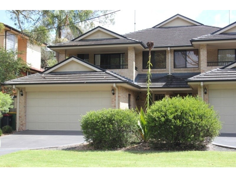 797 Henry Lawson Drive, Picnic Point NSW 2213