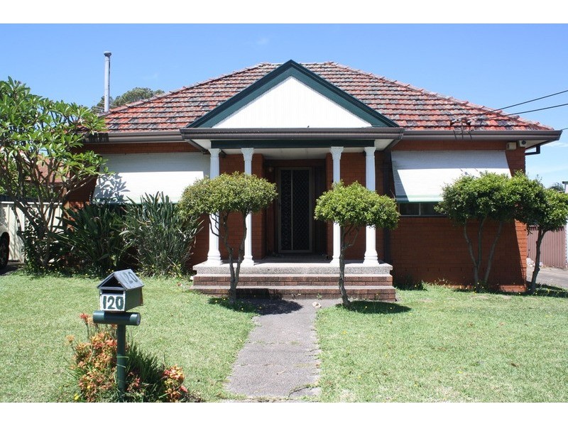 120 Gibson Avenue, Padstow NSW 2211
