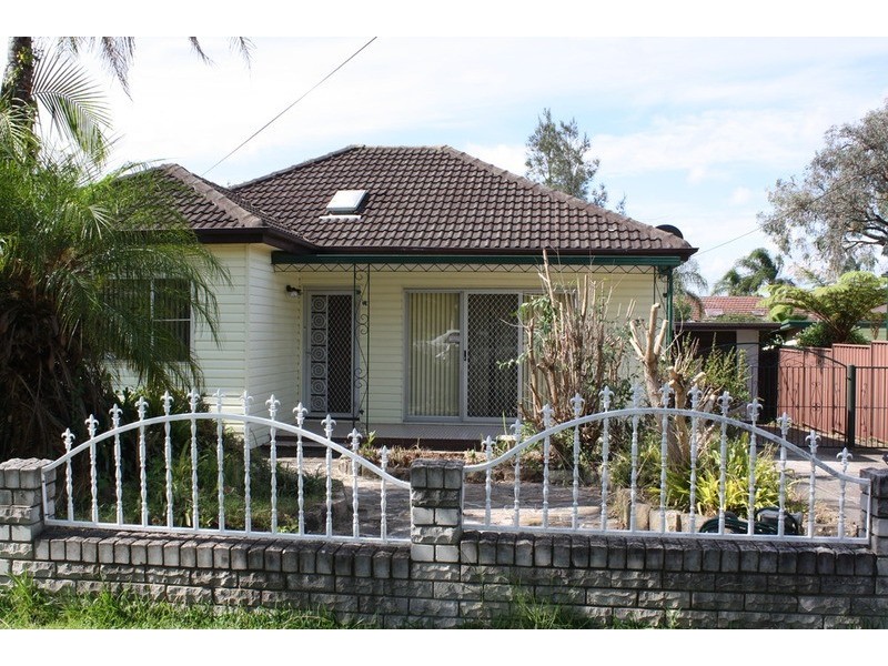 38 Tracey Street, Revesby NSW 2212