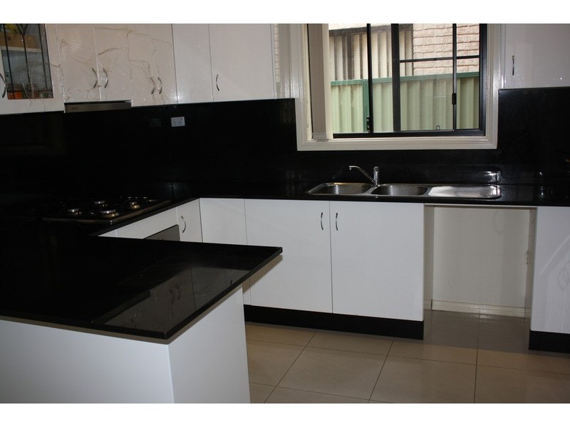 6A Flood Avenue, Revesby NSW 2212