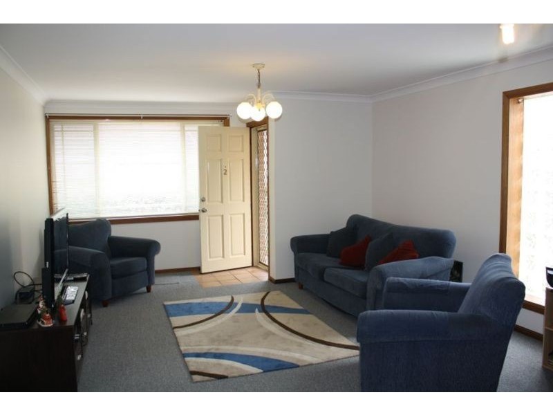 2/10 Forrest Road, East Hills NSW 2213