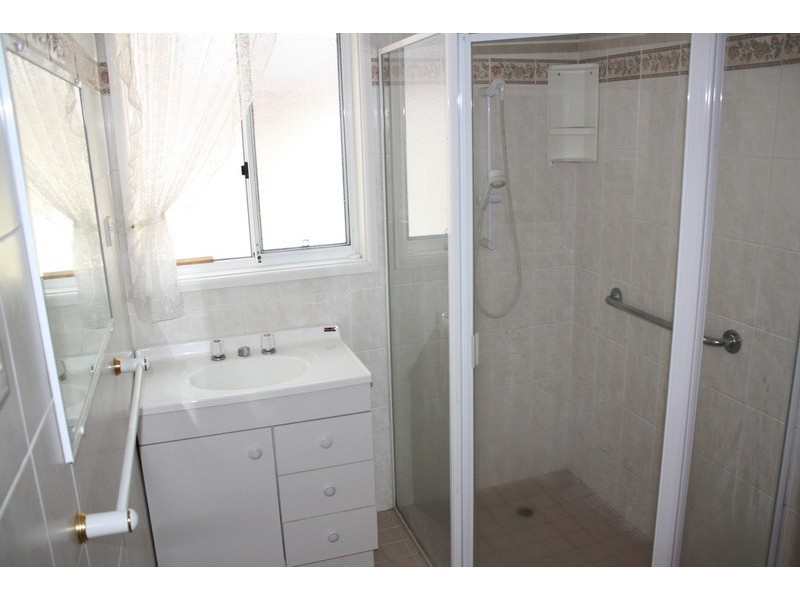 33 Prince Street, Picnic Point NSW 2213