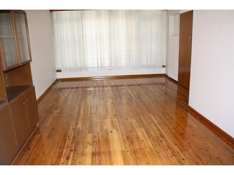 33 Prince Street, Picnic Point NSW 2213