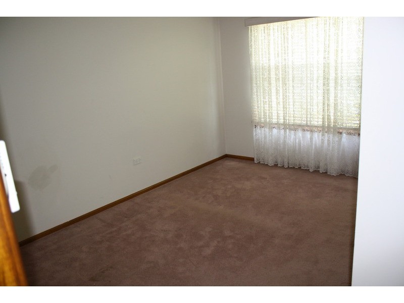33 Prince Street, Picnic Point NSW 2213