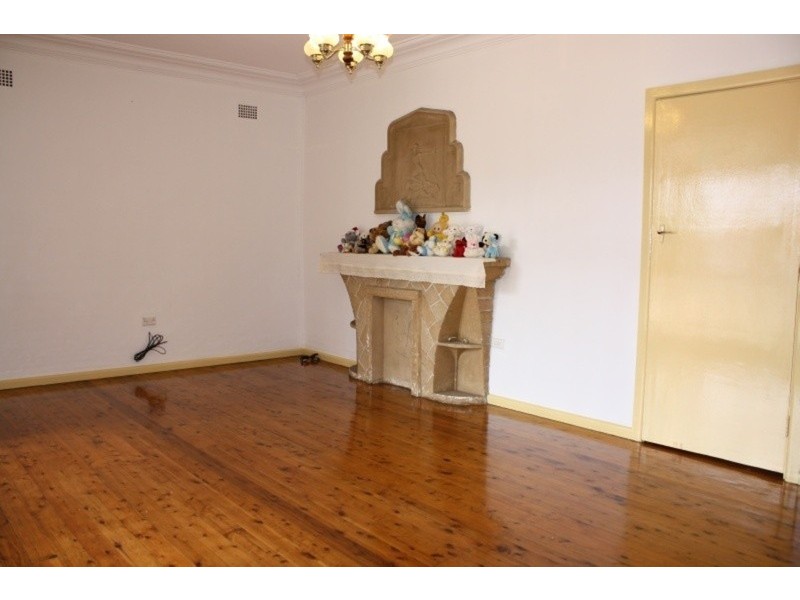 14 Snowsill Avenue, Revesby NSW 2212