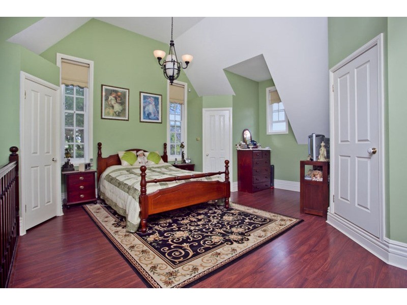 674 Henry Lawson Drive, East Hills NSW 2213