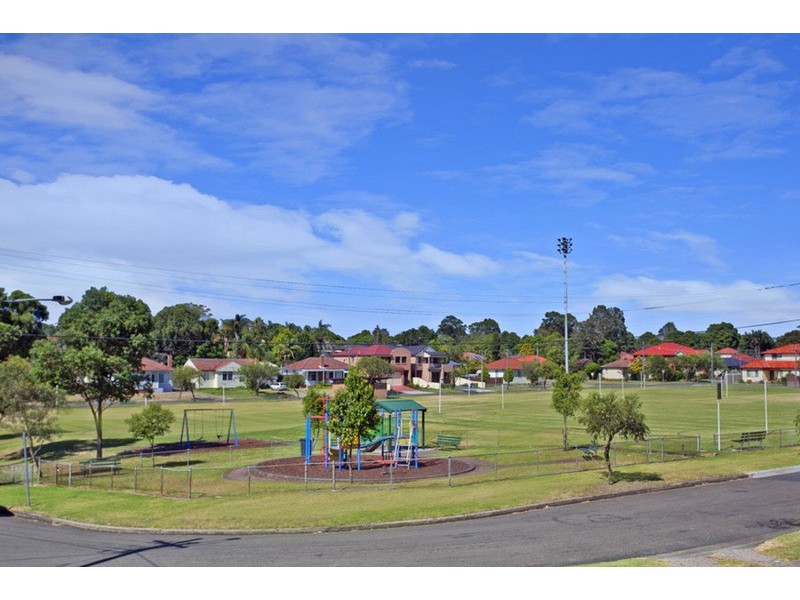 39 Astley Avenue, Padstow NSW 2211