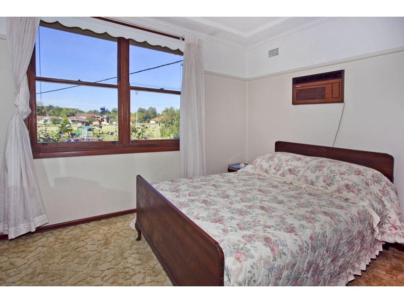 39 Astley Avenue, Padstow NSW 2211