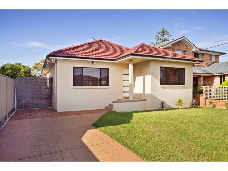 1 Paul Street, Panania NSW 2213