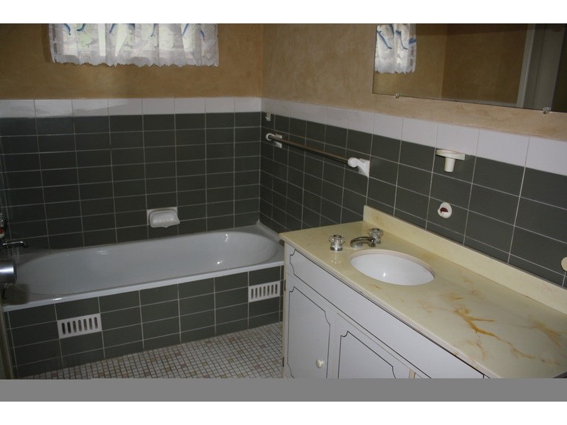 324 The River Road, Revesby Heights NSW 2212