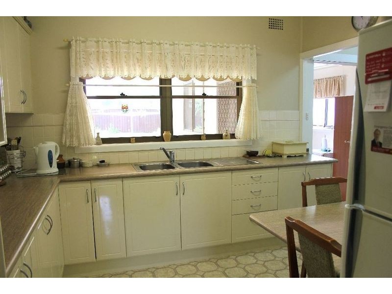 24 Hendy Avenue, Panania NSW 2213