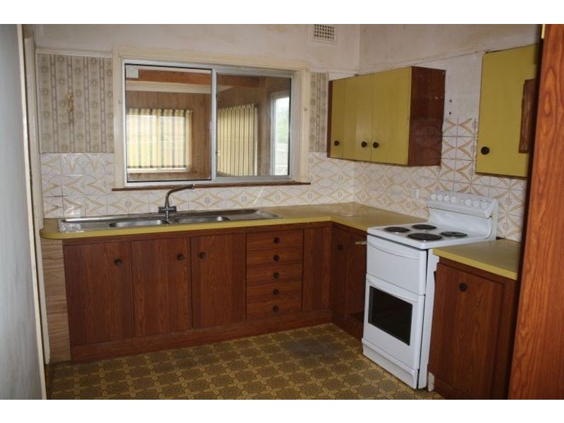 33 Sphinx Avenue, Revesby NSW 2212