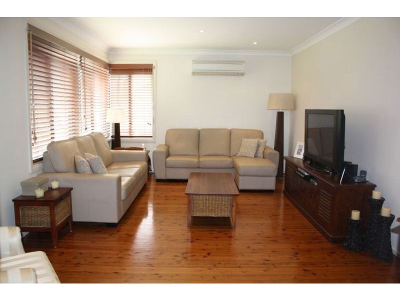 21 Sinai Avenue, Milperra NSW 2214