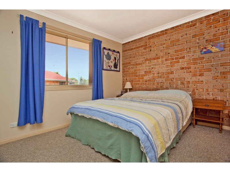 8/6 Lehn Road, East Hills NSW 2213